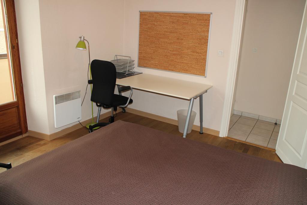 Les Z'Hirondelles Hotell Annecy Rum bild